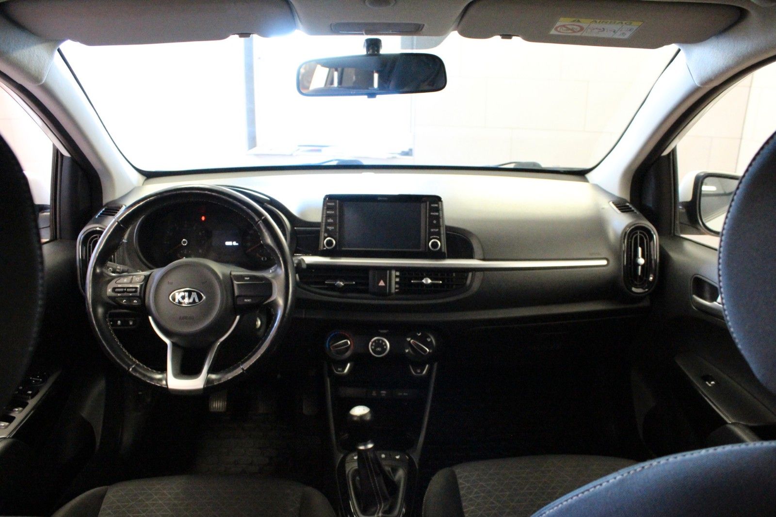 Fahrzeugabbildung Kia Picanto 1.0 Dream-Team Edition
