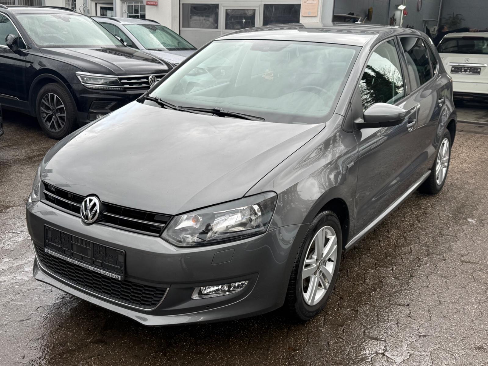 Volkswagen Polo V Life*Navi*Erst59000Km*PDC*Tempo