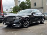 Mercedes-Benz E 300 e Lim. NAVI/LEDER/LED/GLASDACH/MEMORY/ - Mercedes-Benz E 300 in Bochum