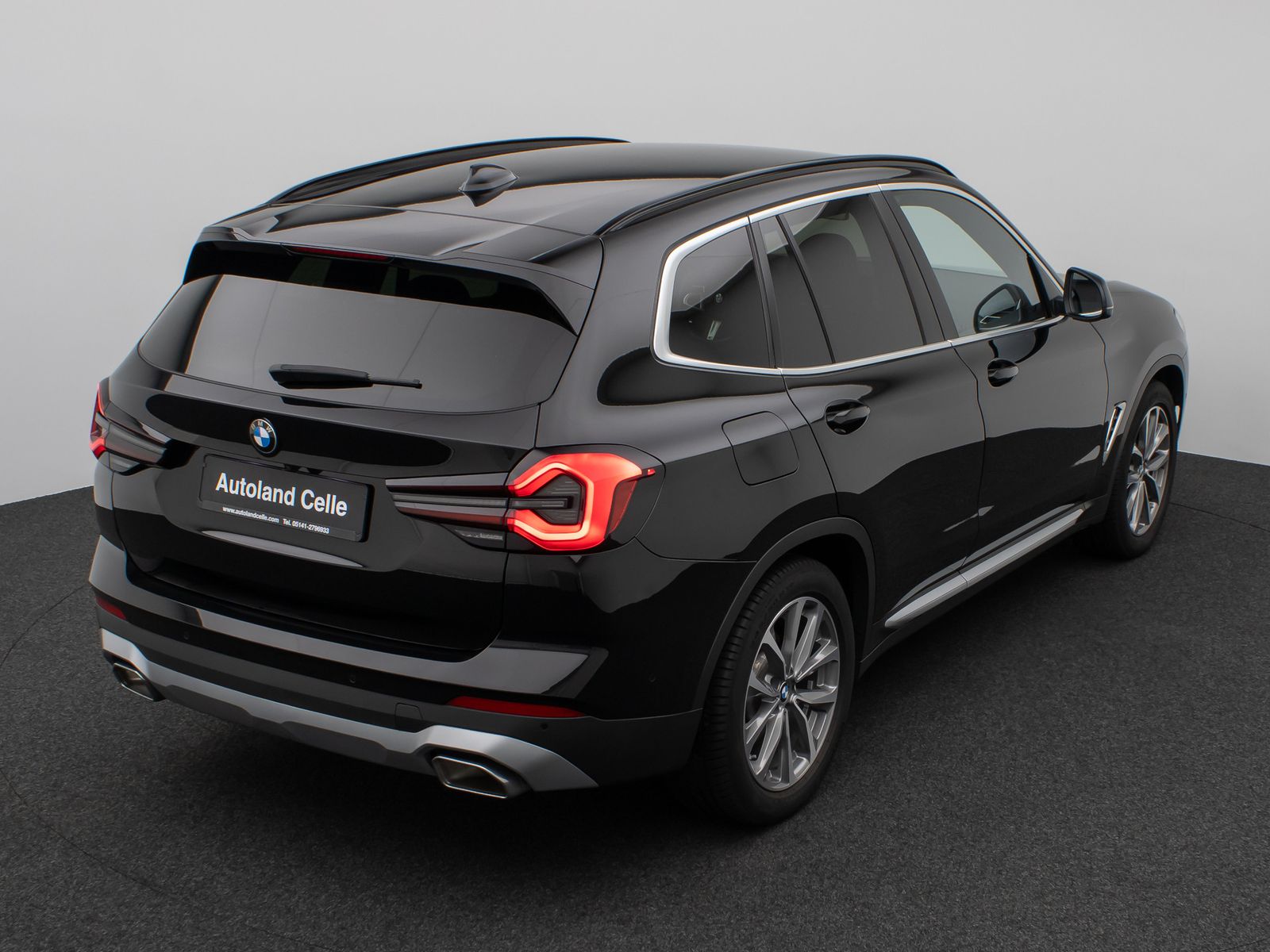 Fahrzeugabbildung BMW X3 xD20d Kamera DAB H/K M Sportfahrwerk 19Zoll