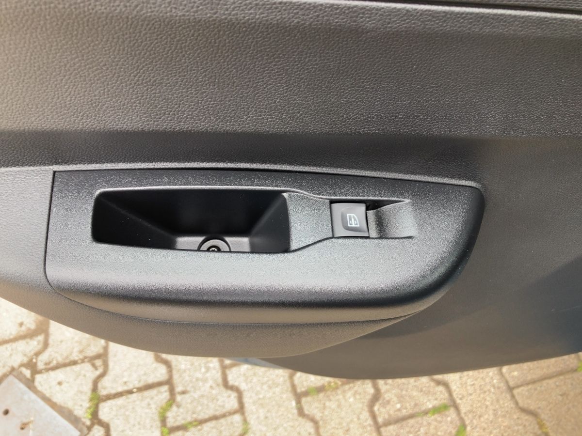 Dacia Spring - Bild 18