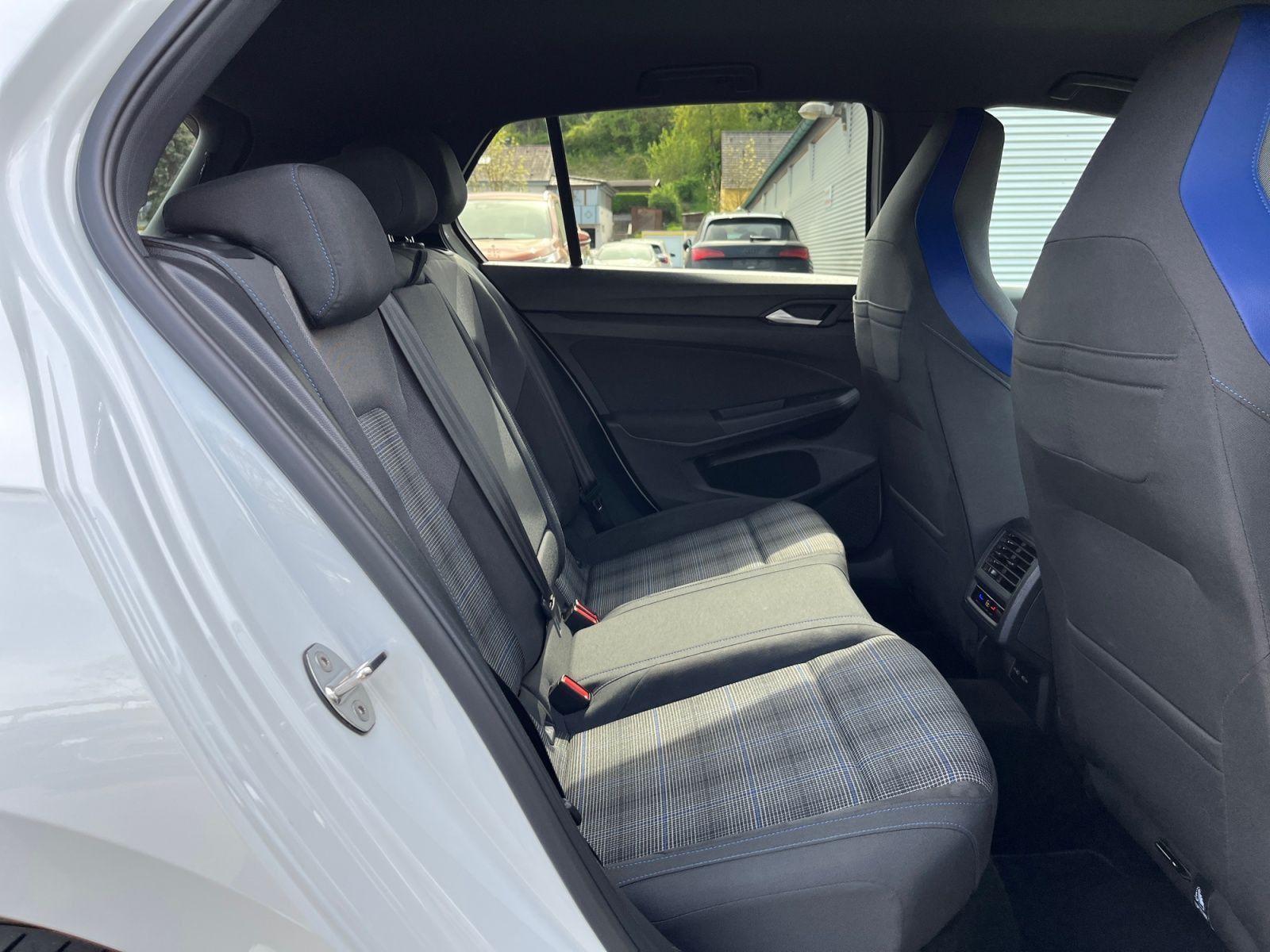 Volkswagen Golf - Bild 17