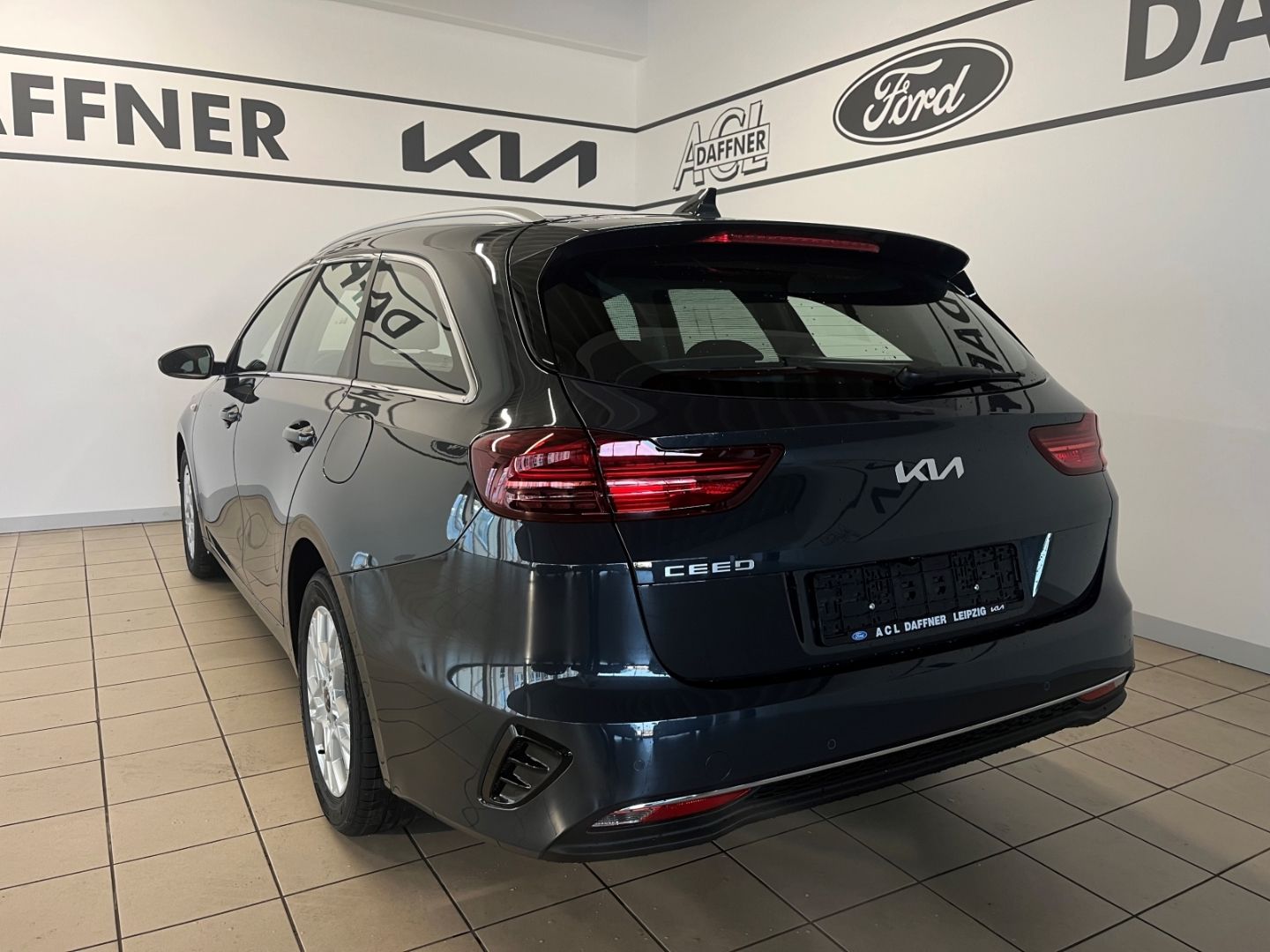Fahrzeugabbildung Kia Ceed_sw 1.5 JBL Soundsystem SHZ LED-Scheinwerfer