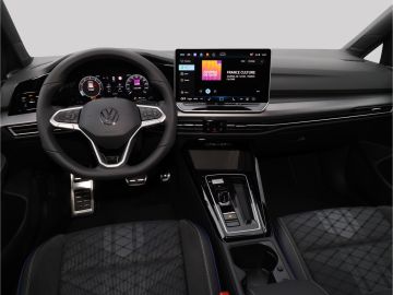 Volkswagen Golf VIII R-Line 1.5 eTSI DSG 2 J. Garantie