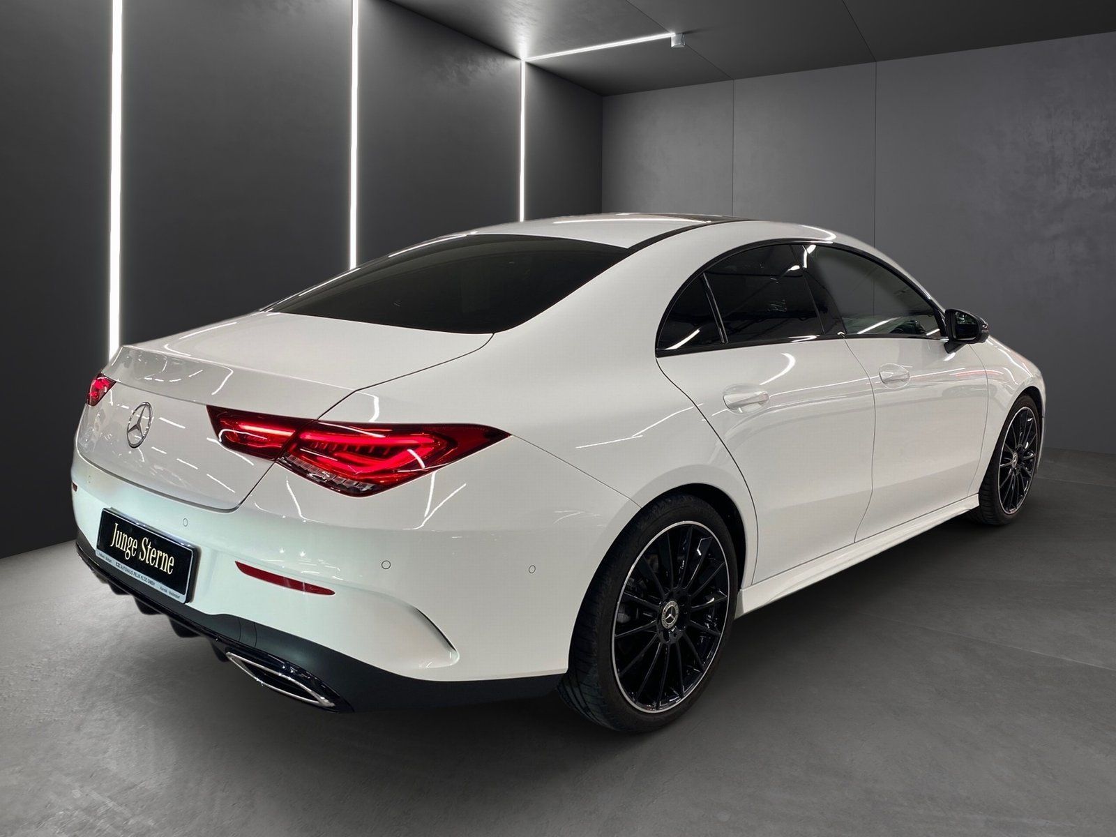 Fahrzeugabbildung Mercedes-Benz CLA 200 AMG *Pano*360°*LED*Totwink*Sound*Night*