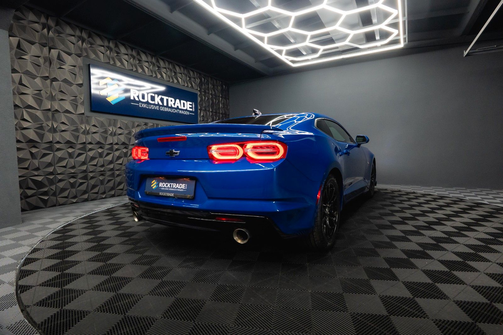 Fahrzeugabbildung Chevrolet Camaro 2.0 Turbo Coupe ZL1 Package *CarPlay*19%
