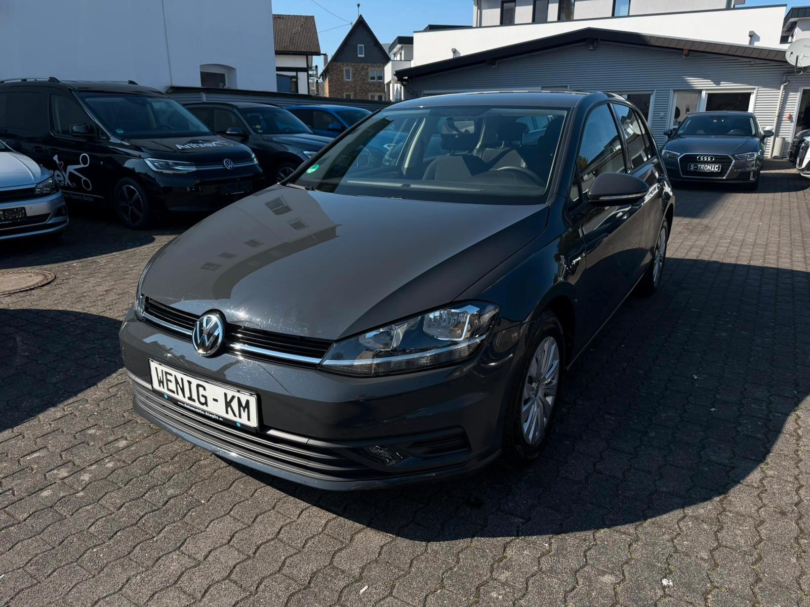 Volkswagen Golf 1.6 TDI LIM.*KLIMA*SCHECKHEFT*