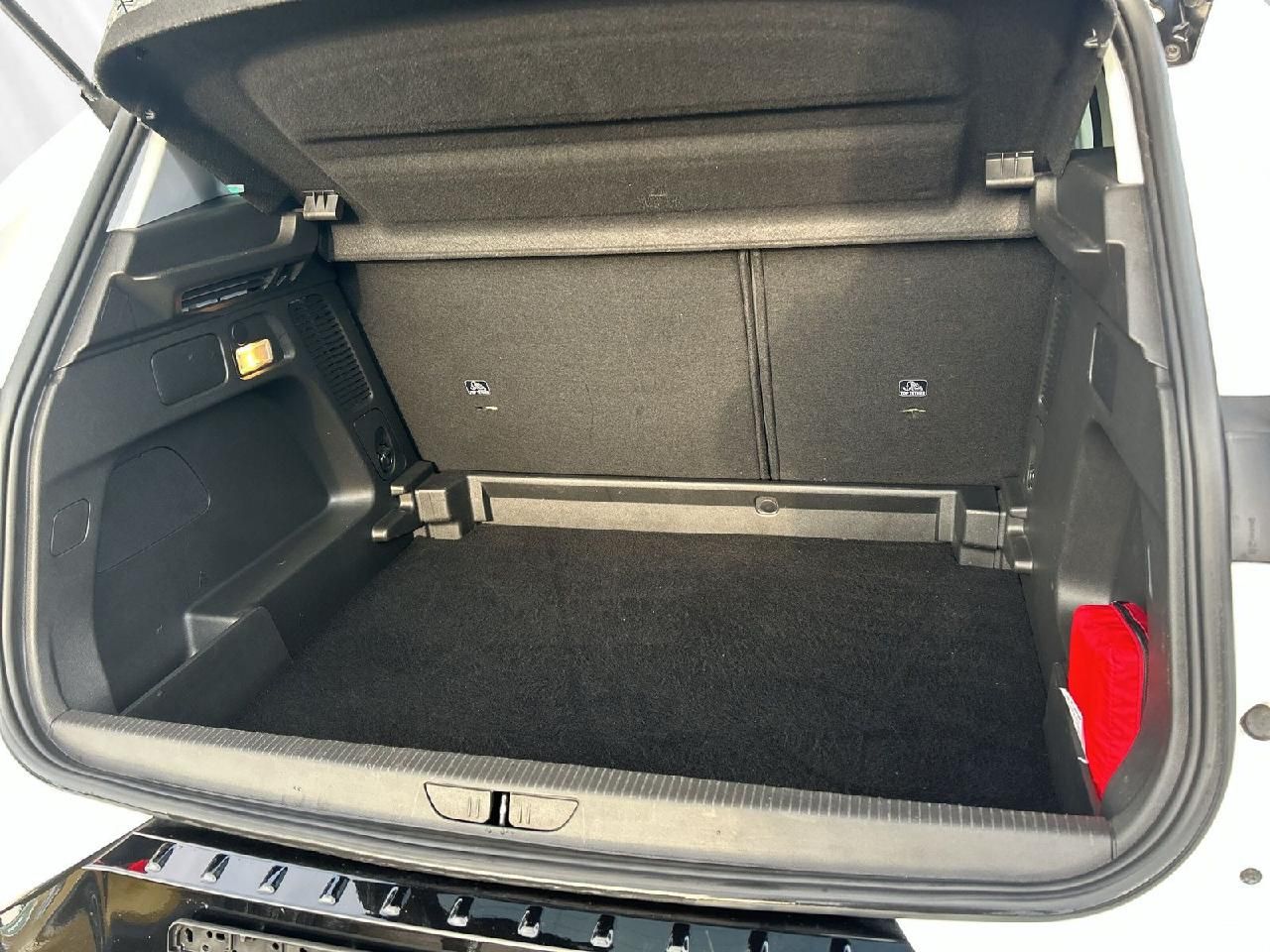 Fahrzeugabbildung Opel Grandland GS Line, Automatik, AHK