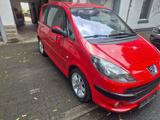 Peugeot 1007 Prémium 110 2-Tronic Premium - gebrauchte Peugeot 1007 aus dem Jahr 2005
