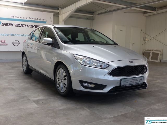 Ford Focus Business 1.5 AT+Navi+Shzg+Lhzg+AppCon.+PDC