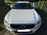 Volvo V90 Cross Country D5 AWD Pro ATM bei 77100 km - Volvo V90 Cross Country: Pro