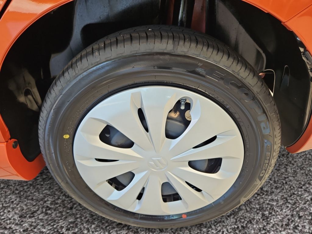 Fahrzeugabbildung Suzuki Swift 1.2 Hybrid MT Club Navi LED auf Wunsch SHZ