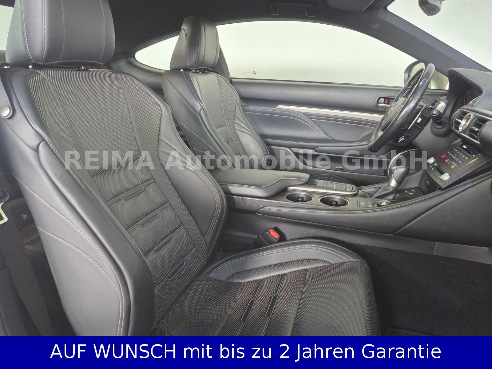 Fahrzeugabbildung Lexus RC 300h Coupé Automatik F SPORT, Leder