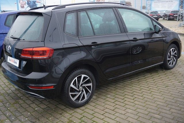 Fahrzeugabbildung Volkswagen Golf Sportsvan TSI Join Navi ACC PDC SHZ App-Con
