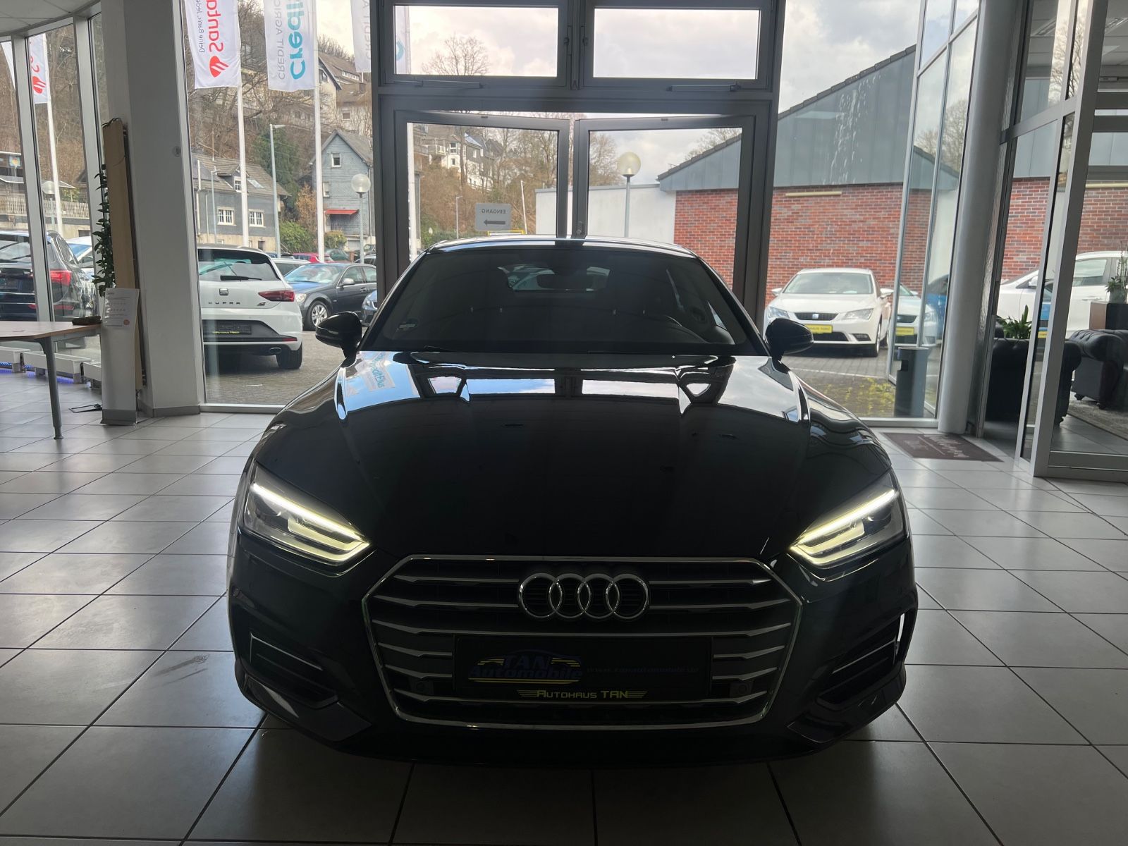 Fahrzeugabbildung Audi A5 Sportback 35 TDI sport Design