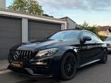 Mercedes-Benz C 63 AMG Coupé Drivers P. MB100 Pano Burmest - Mercedes-Benz C 63 AMG Gebrauchtwagen in Frankfurt