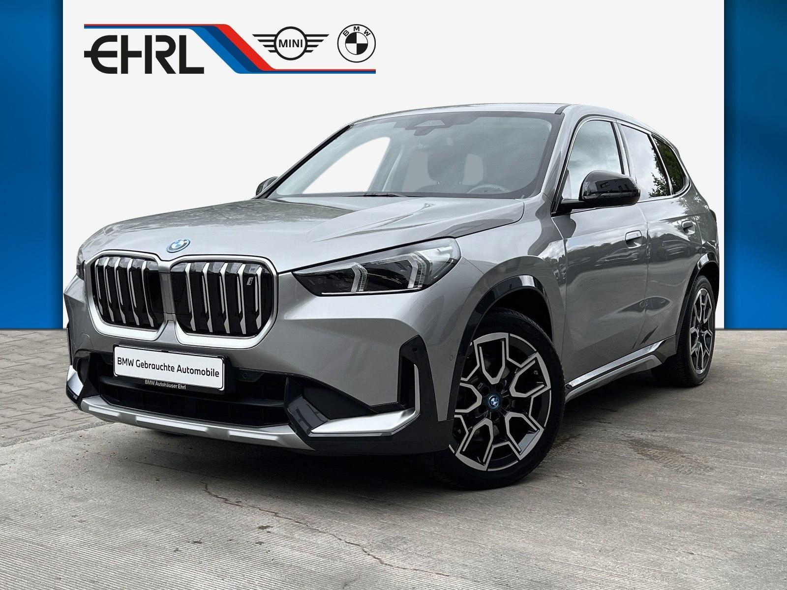 BMW iX1 xDrive30 X LINE PANO SHZG. DA + PA