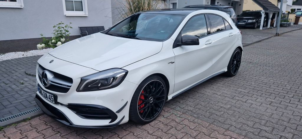 Mercedes-Benz A 45 AMG