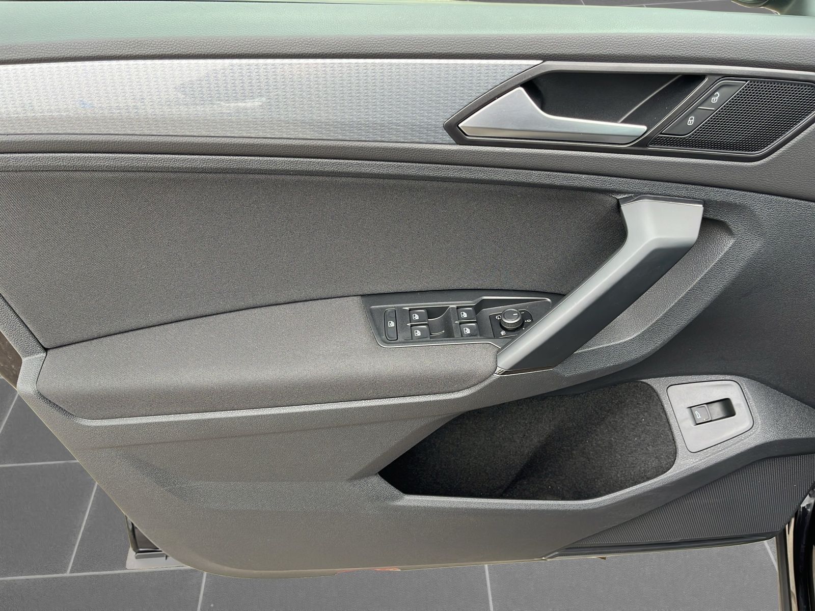 Volkswagen Tiguan - Bild 14