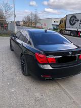 BMW 740 D X Drive - BMW 740 in Frankfurt (Main)