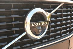 Fahrzeugabbildung Volvo V90 D5 AWD Polestar R-Design*STDHZG*360°*B&W*ACC
