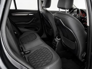 BMW X1 - 12