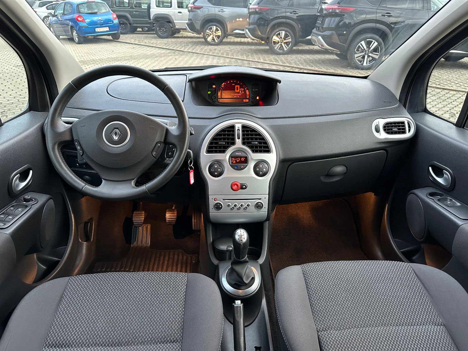 Fahrzeugabbildung Renault Grand Modus 1.2 TEMPOM+SHZ+AHK+TÜV-NEU