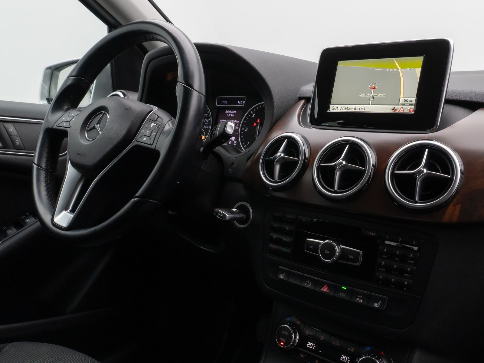 Fahrzeugabbildung Mercedes-Benz B 180 CDI Navi Sitzhzg Bi-Xenon PDC Klimaautomat