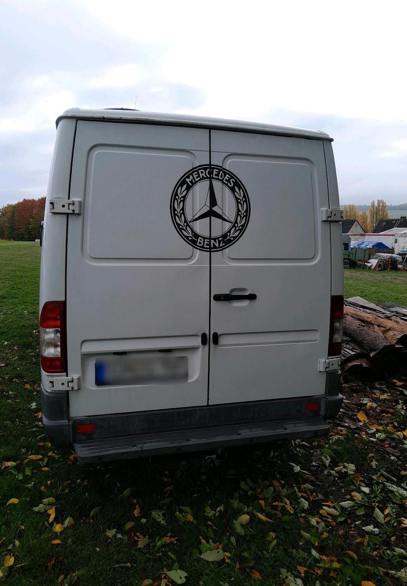 Mercedes-Benz Sprinter 2006 — двигун 131 HP (96kW)