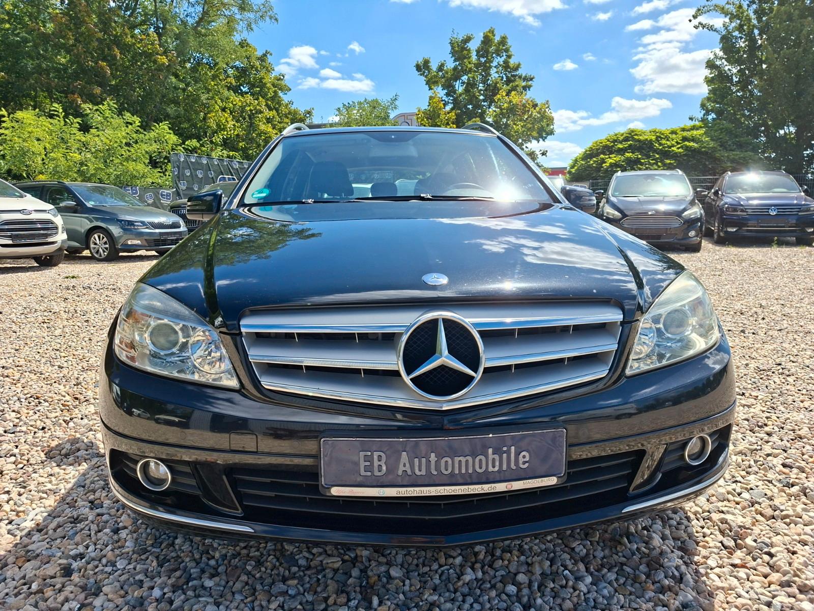 Mercedes-Benz C180 2009 — photo 39