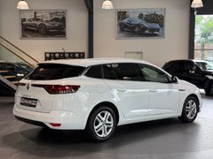 RENAULT Megane - Ansicht 5