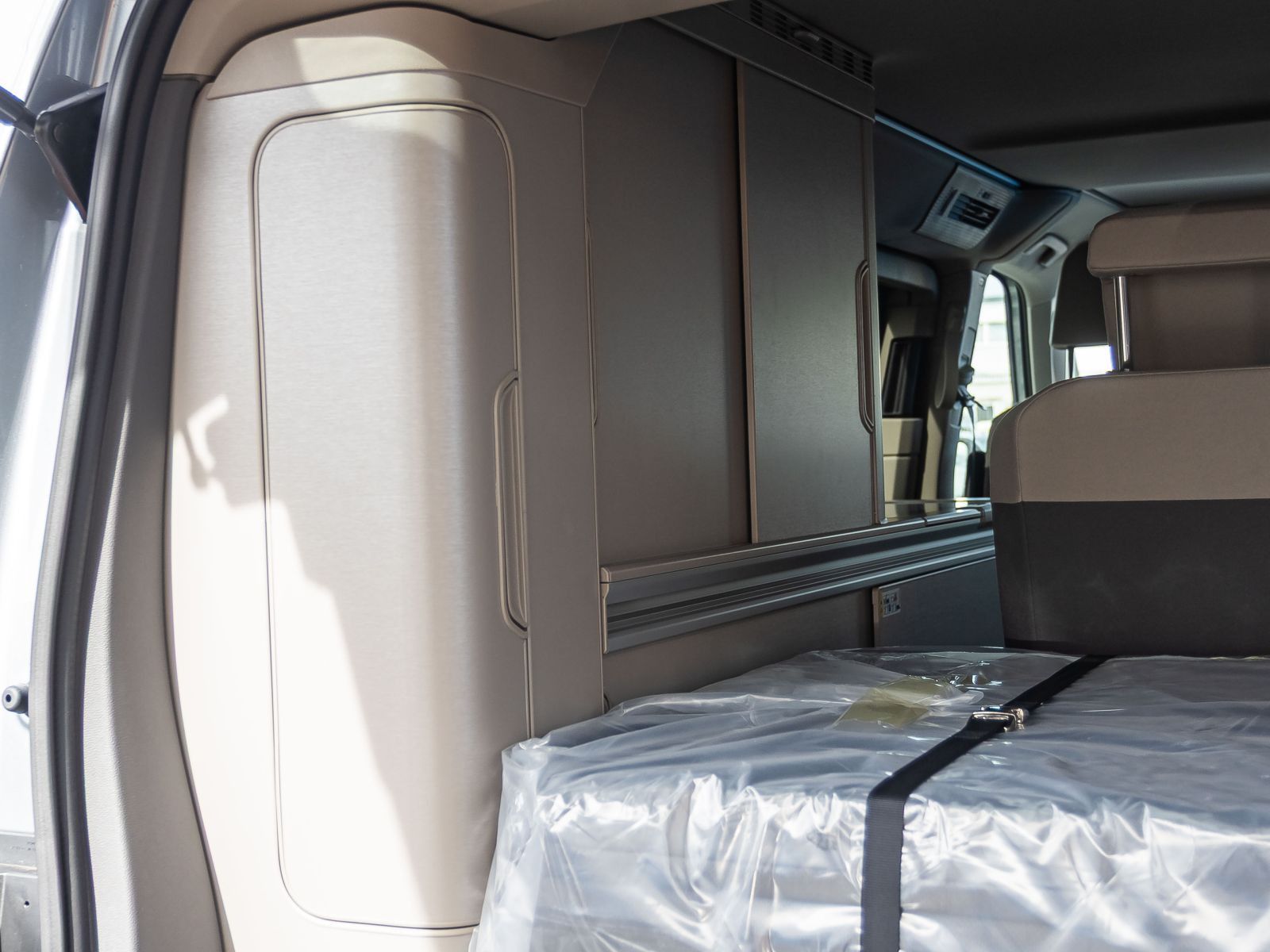 Volkswagen T7 California - Bild 16