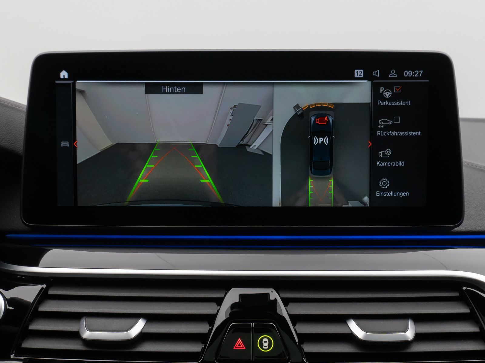 Fahrzeugabbildung BMW M550i xD Glasdach Laser 360°HUD DAB H/K SoftCl