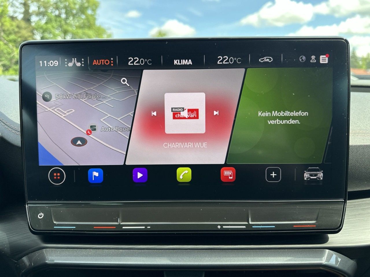 Fahrzeugabbildung CUPRA Formentor VZ Tribe Edition 2.0 TSI 4Drive 310 PS - mit KI generiert/bearbeitet