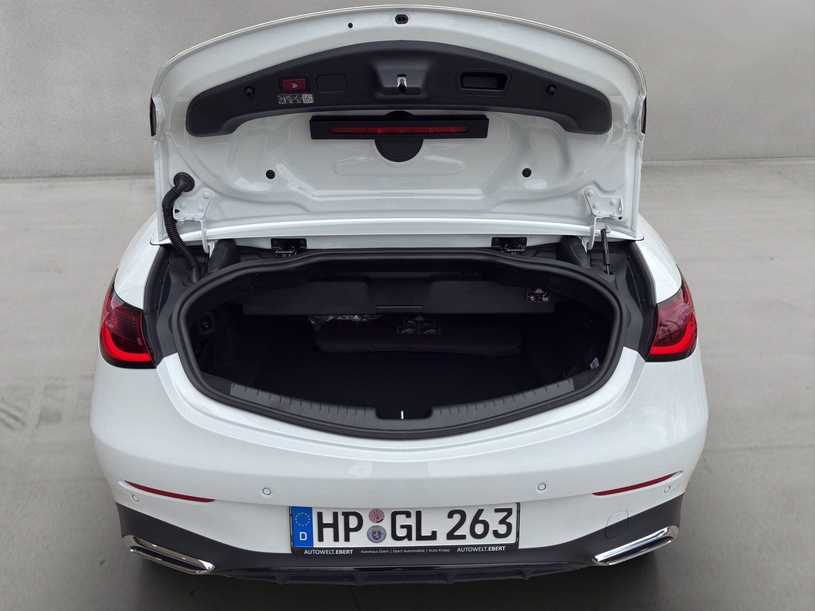 Fahrzeugabbildung Mercedes-Benz CLE 300 4M AMG DigiLight 360°Burm Distr Head-Up
