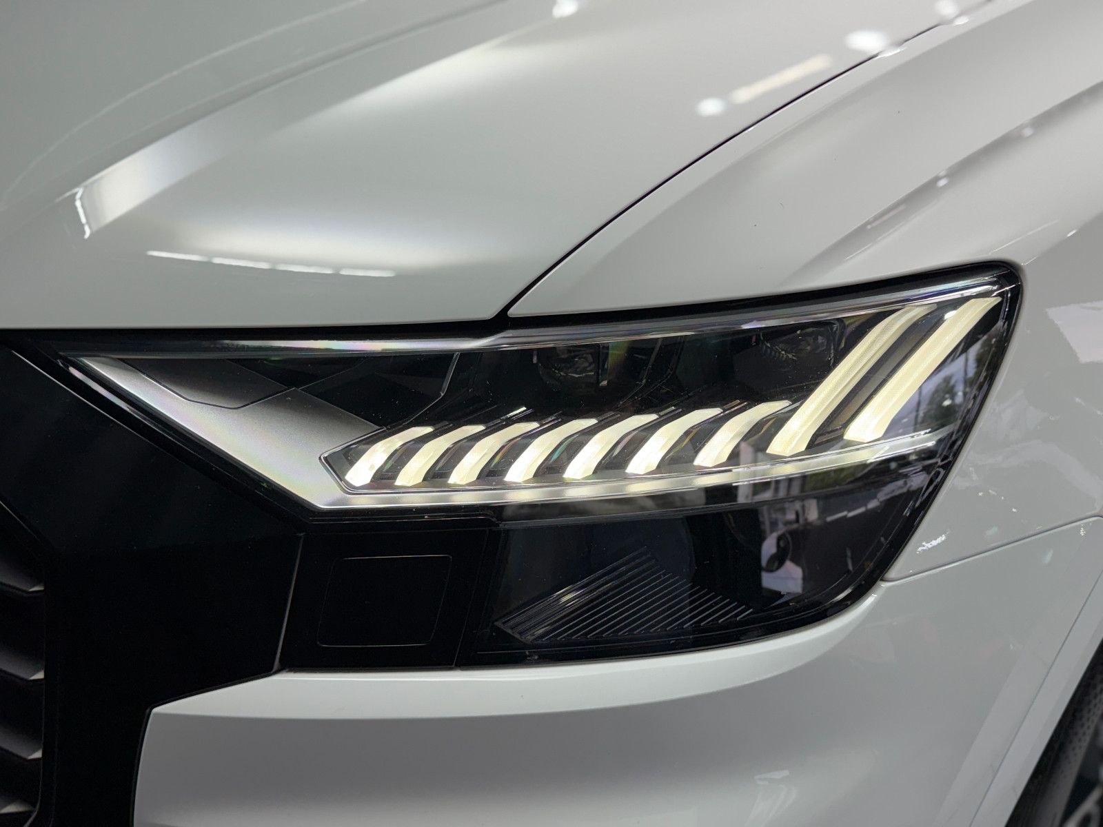 Fahrzeugabbildung Audi Q8 50 TDI quattro |MATRIX|AHK|LUFT