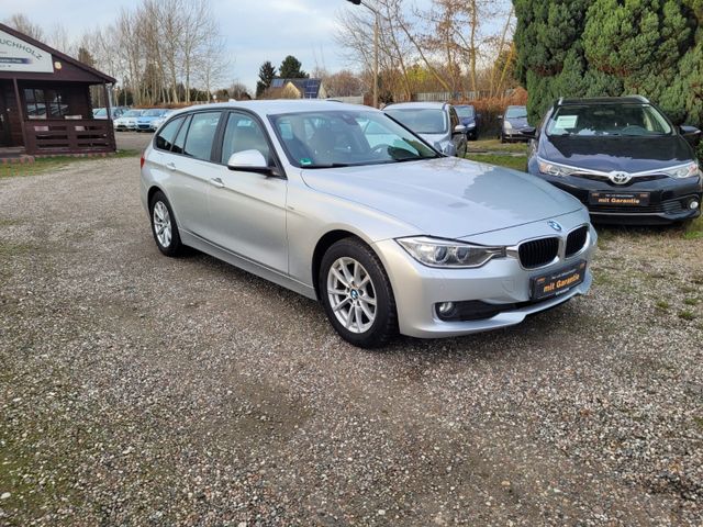 BMW 320d Touring xDrive *Navi*1.Hand*Vollleder*TOP*