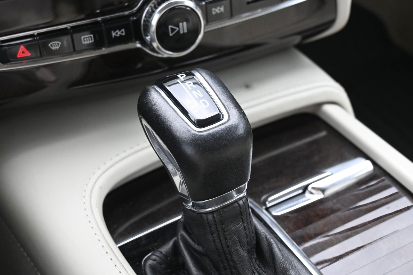Fahrzeugabbildung Volvo Mietkauf *XC90 Incription*AWD*KAM*Navi