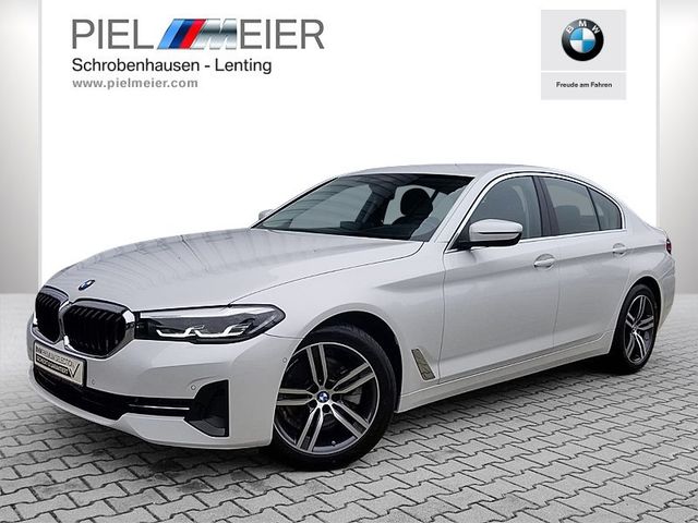 BMW 520i Limousine AHK HeadUp HiFi ACC RFK Komfortzg