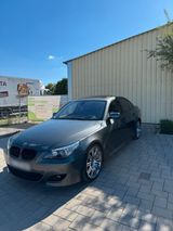 BMW E60 530i M Paket TÜV 09/2026 GUTE AUSS... - BMW 530 mit Benzin-Antrieb: Limousine, Automatik, 530i E60