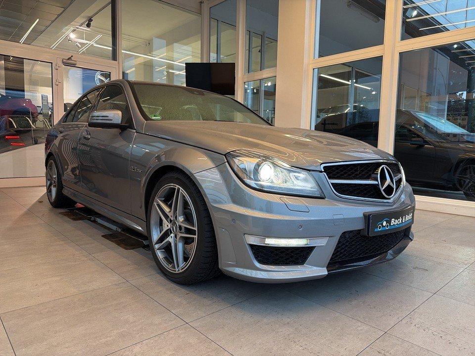 Mercedes-Benz C63 AMG*GSD,VOLLLEDER,H&K,BI-XENON,2.HAND*