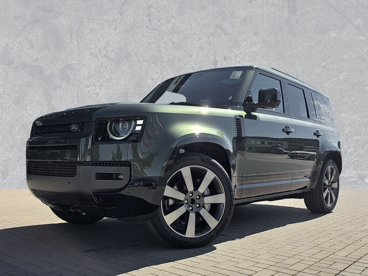 Land Rover Defender 110 3.0 Diesel D350 X-Dynamic HSE AHK