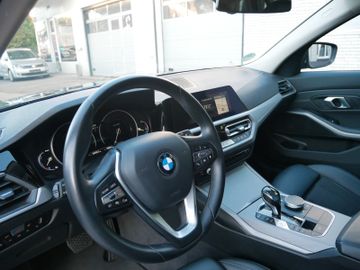 BMW 318 - 9