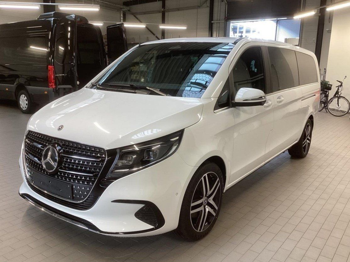 Fahrzeugabbildung Mercedes-Benz V 300 d XL Avantgarde AIRMATIC 8-Sitz AHK DISTRO