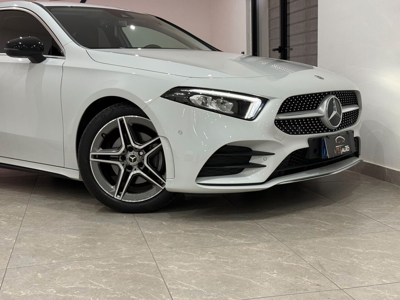 Mercedes-Benz Mercedes-benz A 180 d Automatic Sport imagem 2