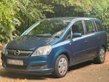 Opel Zafira 6 Gang 7 sitzer 1,9 CDTI - Opel Zafira aus 2007 mit Diesel-Antrieb