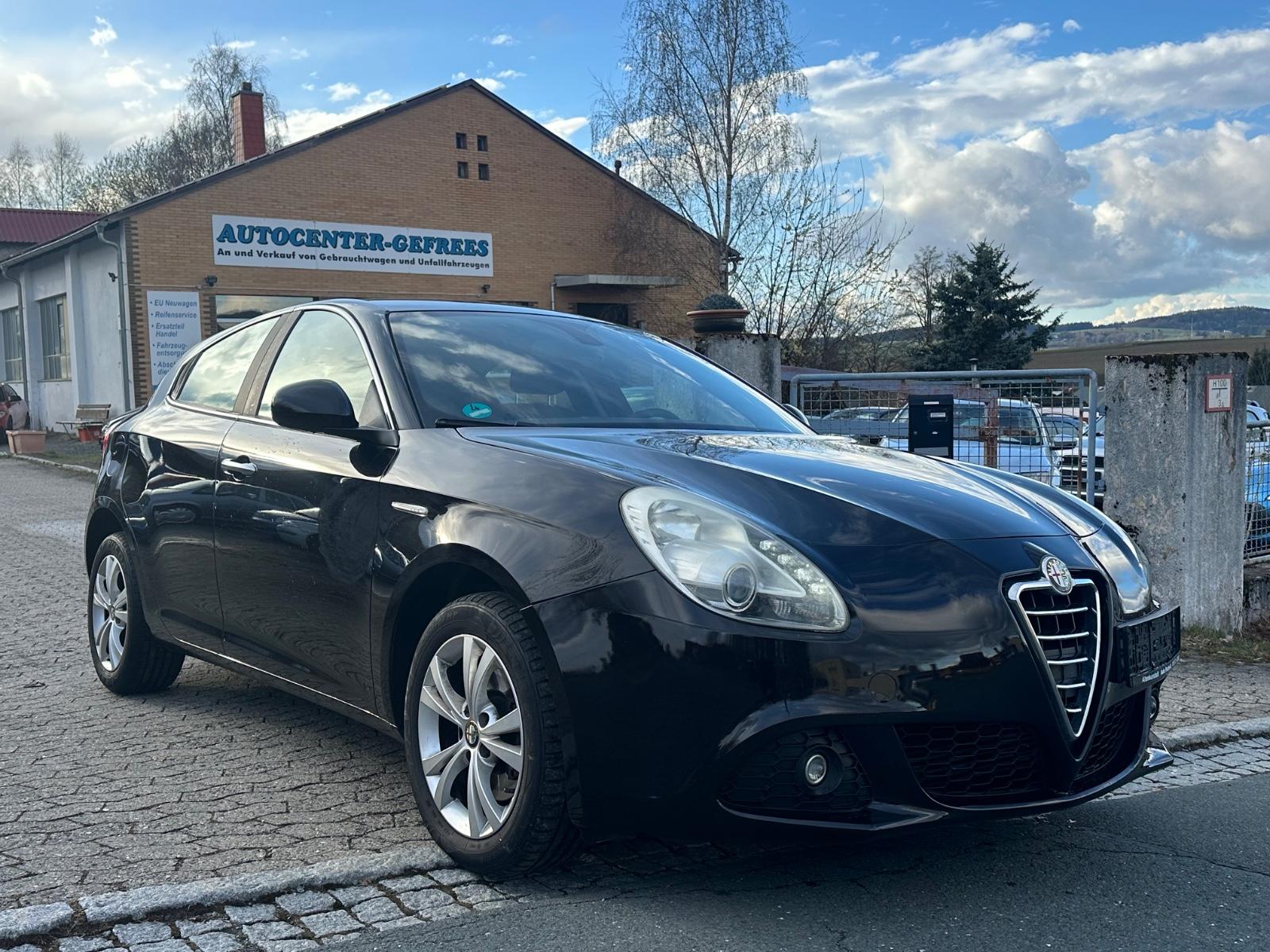 Alfa Romeo Giulietta Turismo "TÜV Neu"