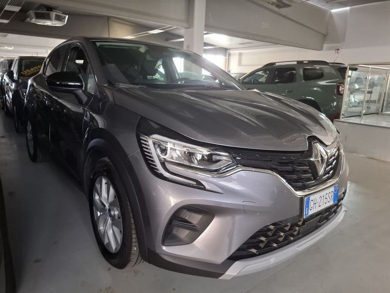 Renault Captur - 1