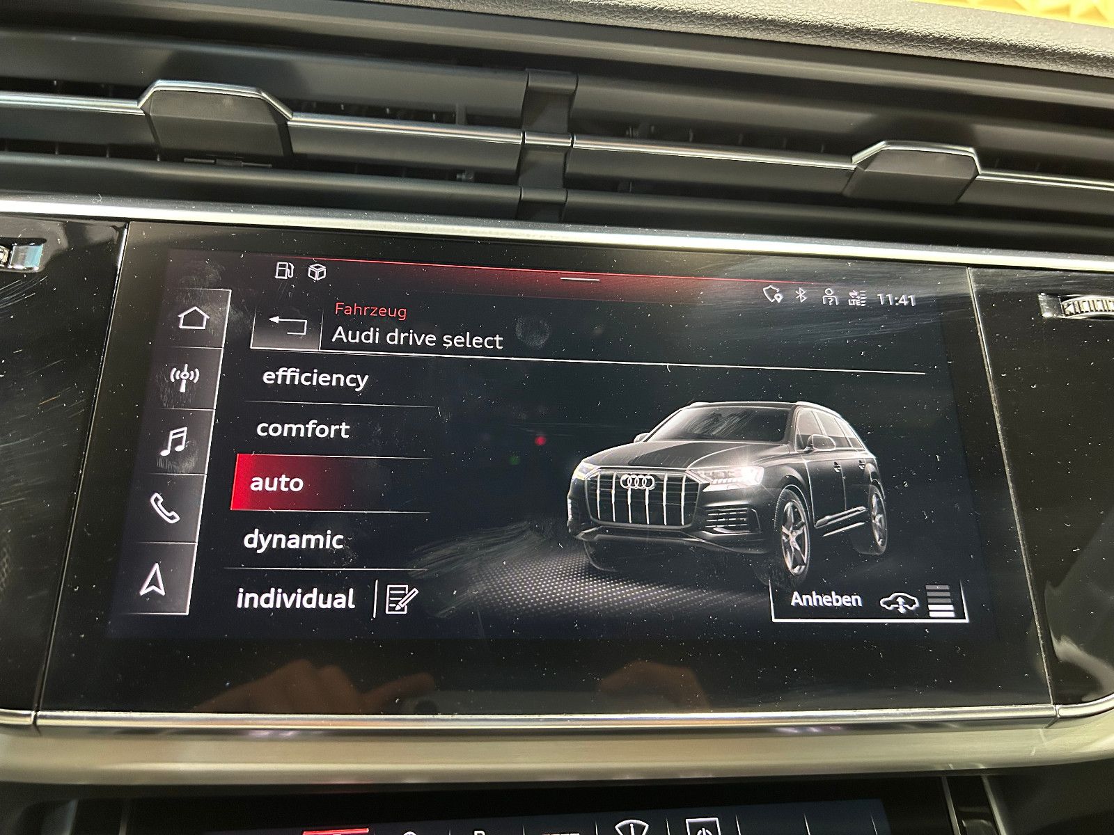 Fahrzeugabbildung Audi Q7 50 TDI quattro/S-LINE/HEAD-UP/COMPETITION/NAV