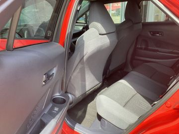 Toyota C-HR - 8